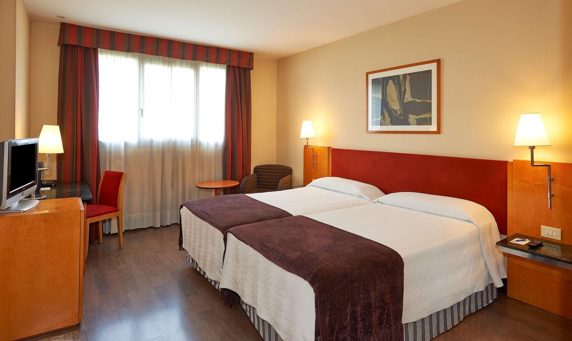 Nh Ciutat De Reus Otel Dış mekan fotoğraf