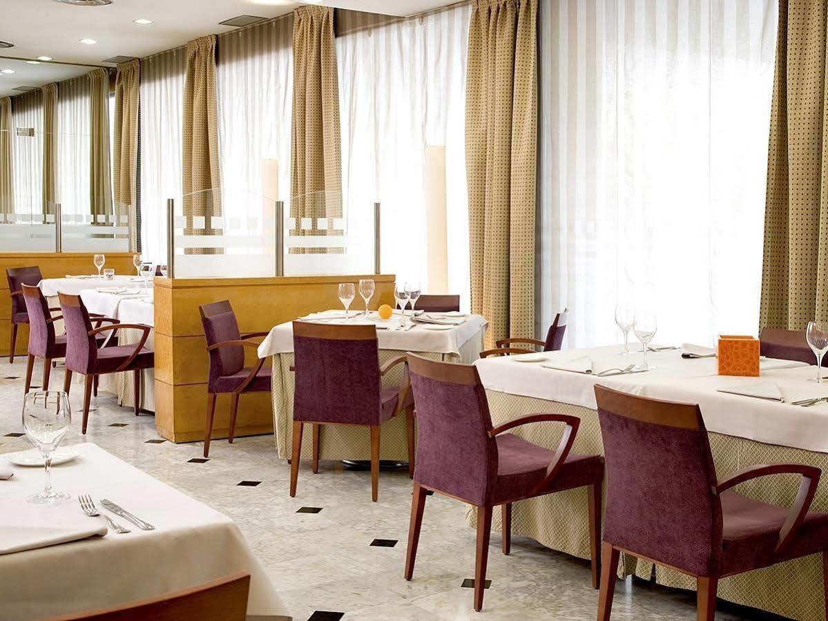 Nh Ciutat De Reus Otel Dış mekan fotoğraf